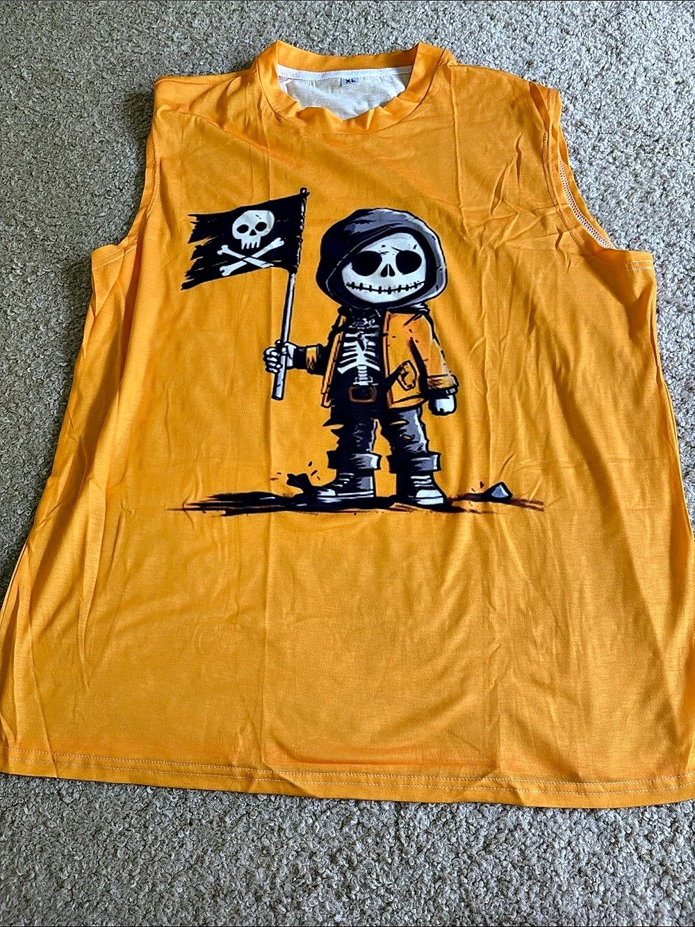 Graphic Muscle Top in Yellow XL Like New